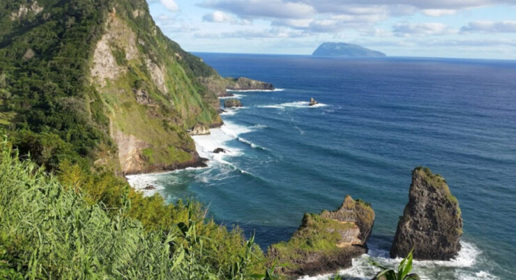 5 motivos para visitar a Ilha das Flores, nos Açores