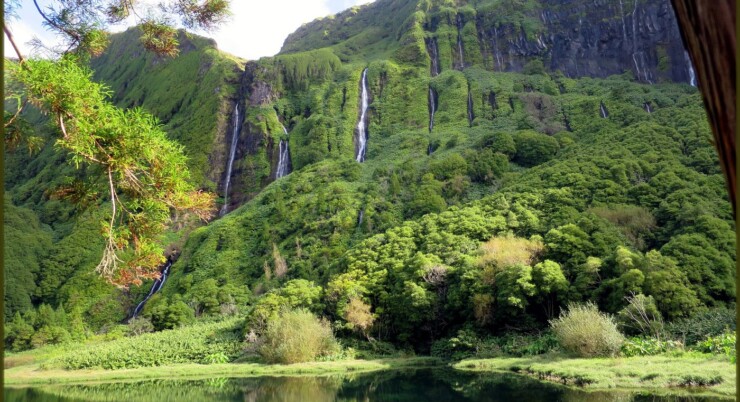 Turismo sustentável na Ilha das Flores: viajar respeitando a natureza